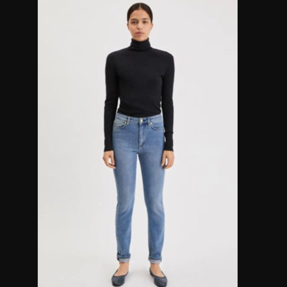 NWT Filippa K Vicky Washed Jean Size 26 Medium Blue Stretch High Waist Slim